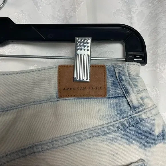 American Eagle High-Rise Shorts - Picture 3 of 5